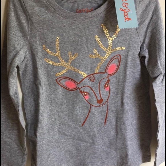 ALOT OF CLOTHES - Picture 11 of 12